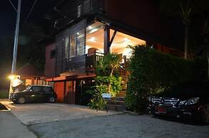 Chidlom Resort