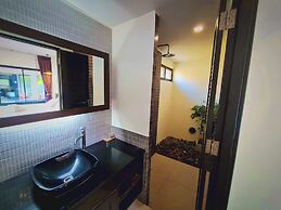 Chidlom Resort