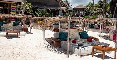 La Zebra Tulum - a Small Luxury Hotel