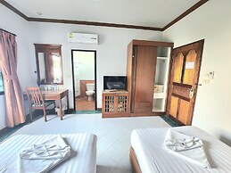 Sea Front Home Boutique - Patong Beach