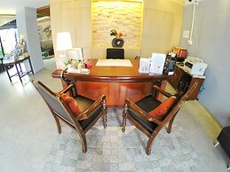 Sea Front Home Boutique - Patong Beach