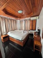 Srisawat Resort
