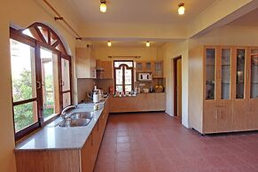 Vardan Resort n' Apartment