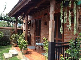 Vardan Resort n' Apartment