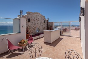 La Residencia Tarifa