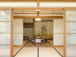 Hagi No Yado Tomoe