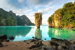 SEATEL Phuket Patong Beach