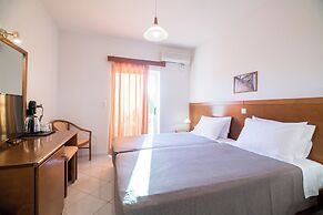 Hiona Holiday Hotel