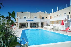 Hiona Holiday Hotel