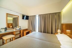 Hiona Holiday Hotel