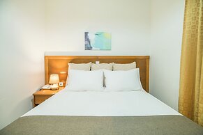 Hiona Holiday Hotel