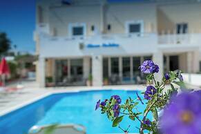 Hiona Holiday Hotel