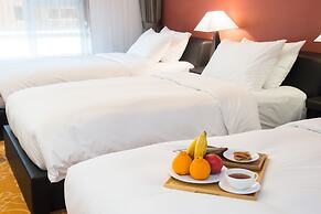 Hotel Leo