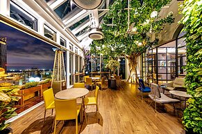 Hotel Leo