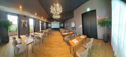 Hotel Leo
