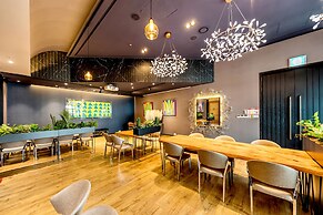 Hotel Leo