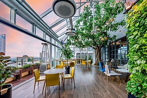 Hotel Leo