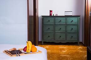Hotel Leo