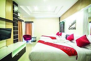 Excella Hotel