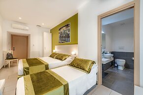 Trevi Palace Hotel