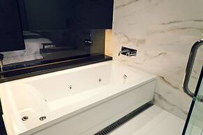 Busan Amare Hotel
