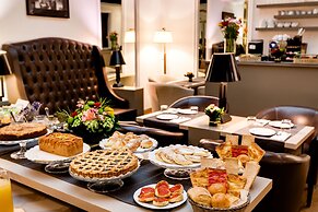 Piazza Farnese Luxury Suites