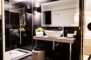 Piazza Farnese Luxury Suites