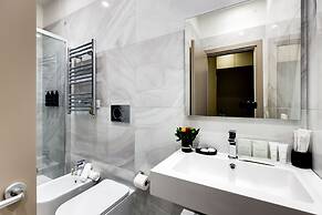 Piazza Farnese Luxury Suites