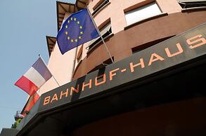 Bahnhof Haus
