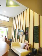 Aleaf Bangkok Hotel