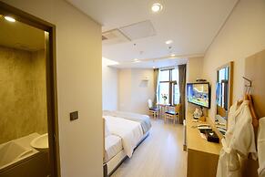 Marianne Hotel