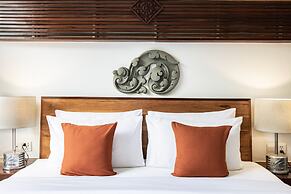 Lynnaya Urban River Resort