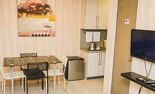 Jade Hotel & Suites