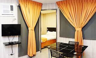 Jade Hotel & Suites