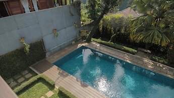 Morning Glory Mountain View 4BR Villa with Pool