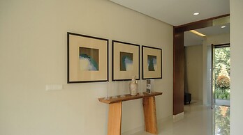 Morning Glory Mountain View 4BR Villa with Pool