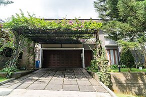 Morning Glory Mountain View 4BR Villa with Pool
