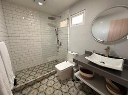 La Riviera Hotel B&B
