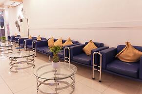 Hotel DreamWorld North EDSA