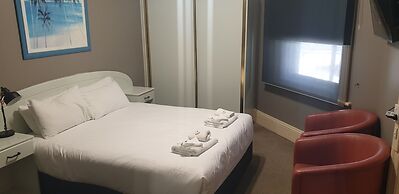 Grand Tasman Hotel