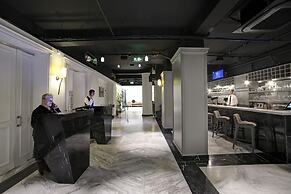 White Monarch Hotel