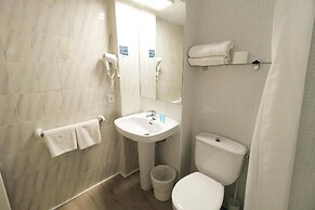Naika Studios & Apartments