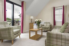 The Kenmore Club
