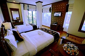 Hotel Yadanarbon