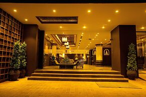 Hotel Yadanarbon