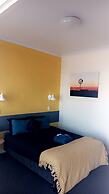 Central Point Motel