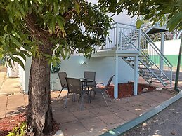 Central Point Motel