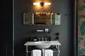 Rooms Hotel Tbilisi