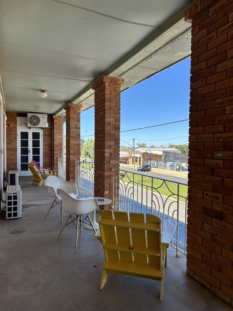 North Gregory Hotel