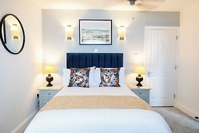 SACO Jersey Merlin House